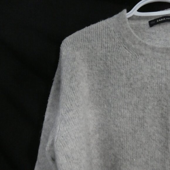 ZARA KNIT | small | Classic Light Grey Crew Neck Sweater - Picture 3 of 16